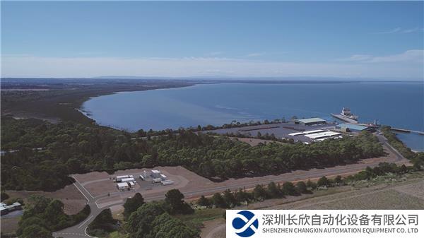 HESC_Aerial_photo_of_liquefaction_loading_facilty_at_the_Port_of_Hastings_Victoria.jpg