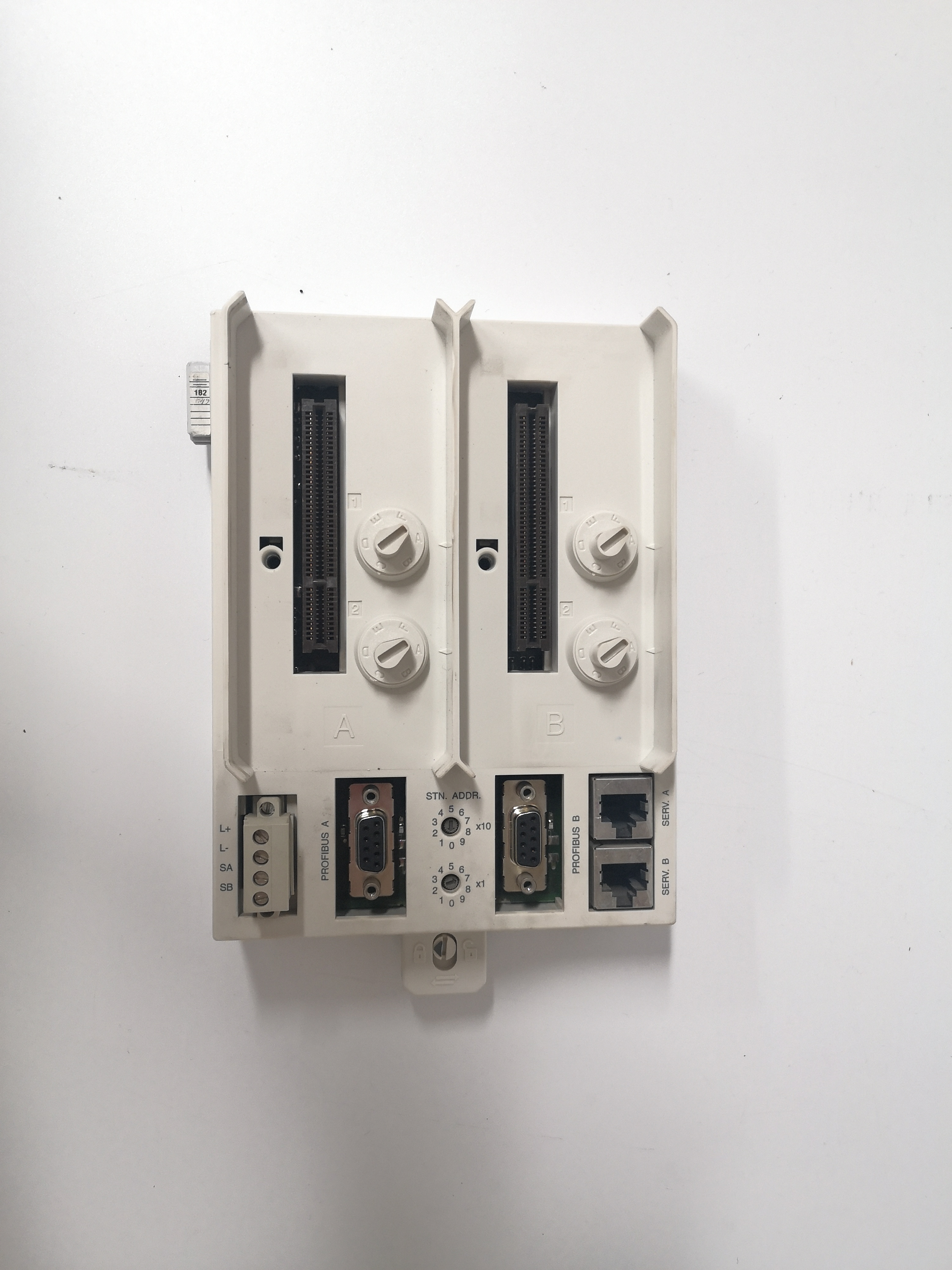 ABB  TU830V1 3BSE013234R1  擴(kuò)展型接線端子底座